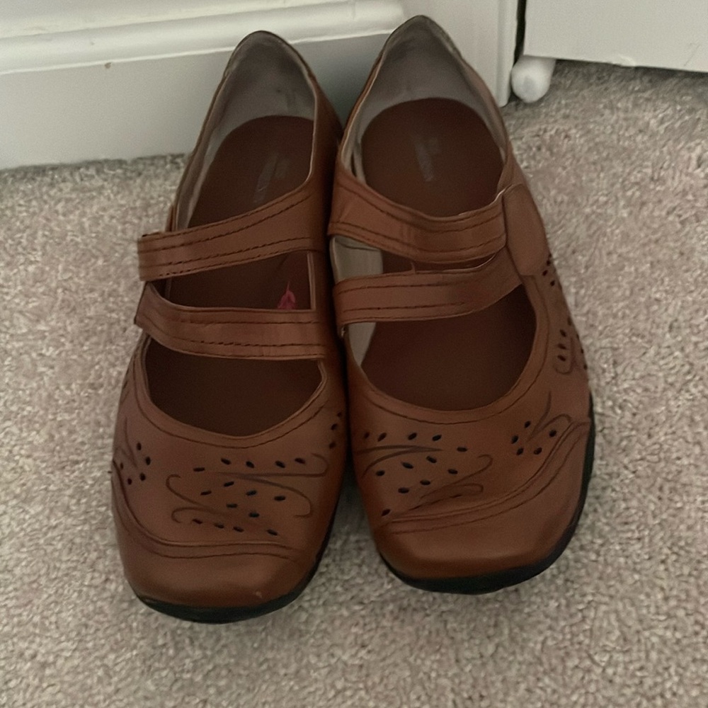 Ros Hommerson Flats